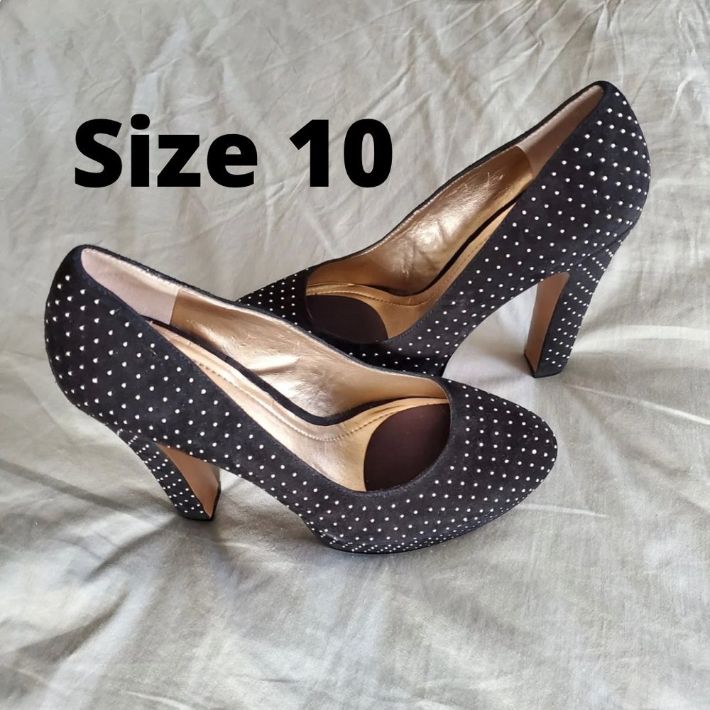 BCBGeneration black suede pump heels